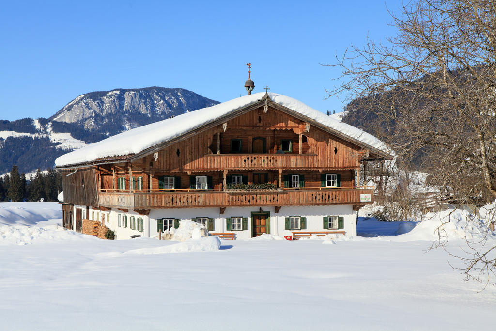 Ferienhaus Hinterebenhub ฮอพฟ์การ์เทน อิม บริกเซนทัล ภายนอก รูปภาพ